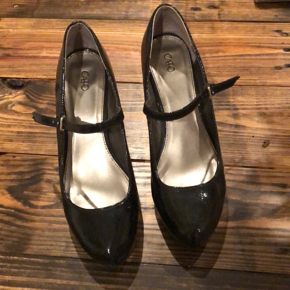 Cato black heels with strap